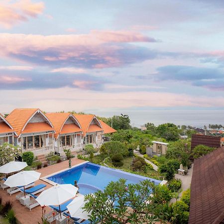 D'Arya Sea View Hotel Batununggul Ngoại thất bức ảnh