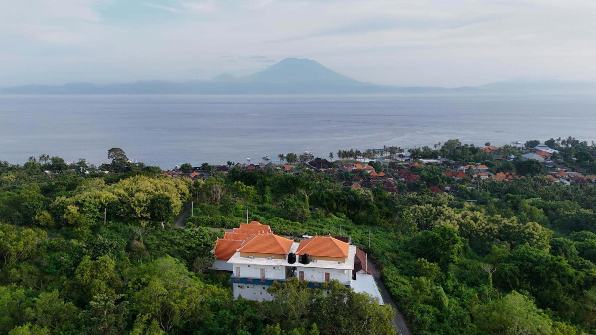 D'Arya Sea View Hotel Batununggul Ngoại thất bức ảnh